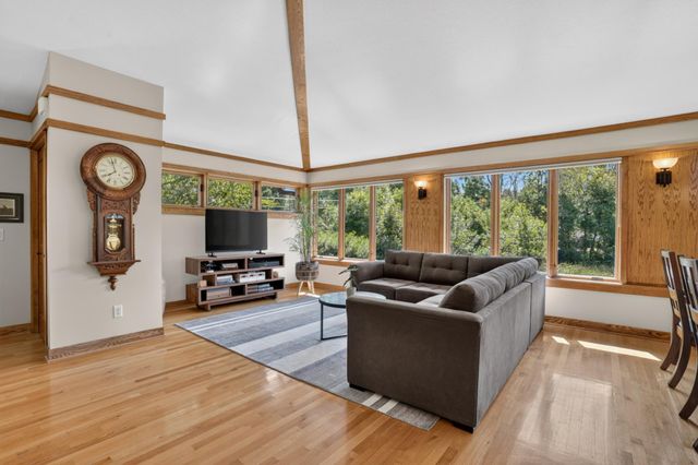 4015 Oakland Street, Saint Bonifacius, MN 55375