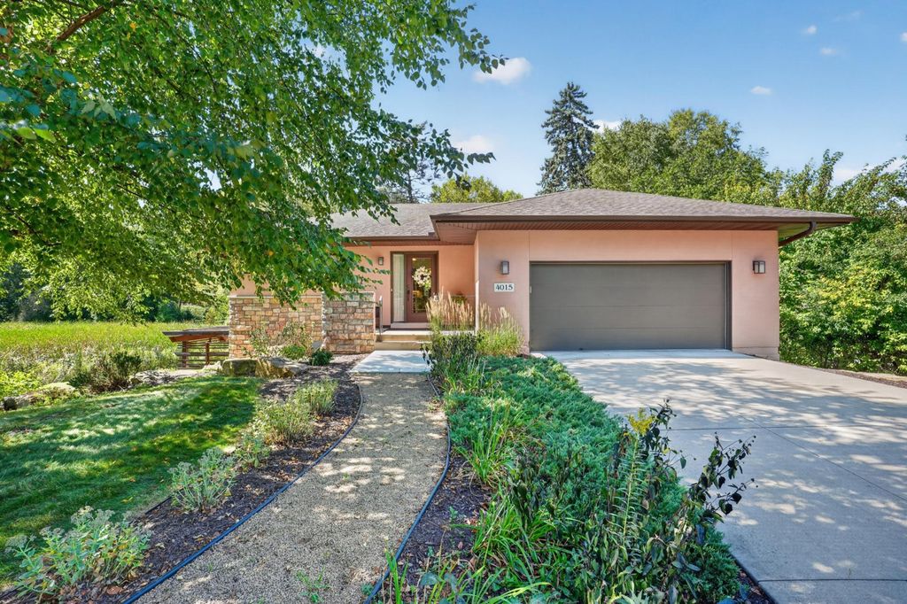 4015 Oakland Street, Saint Bonifacius, MN 55375 — exterior
