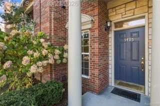 3495 Tremonte Circle S 211, Oakland Charter Township, MI 48306