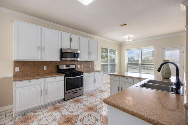 19843 Youpon Leaf Way, Houston, TX 77084