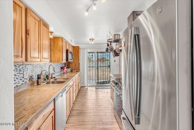 7141 E Tamara Drive, Tucson, AZ 85730