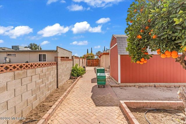 7141 E Tamara Drive, Tucson, AZ 85730