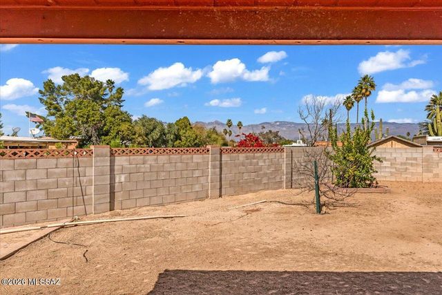 7141 E Tamara Drive, Tucson, AZ 85730