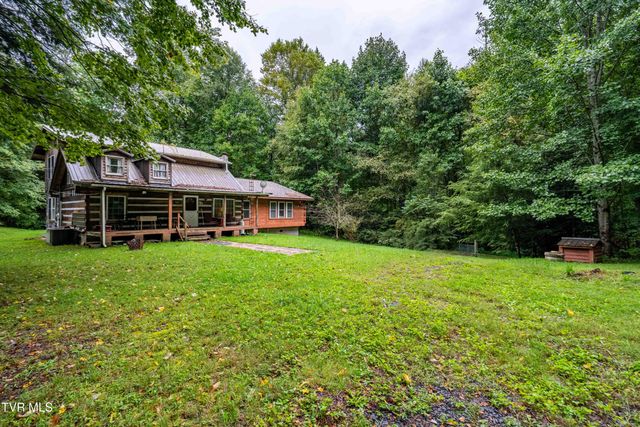 141 Barry Blevins Lane, Shady Valley, TN 37688
