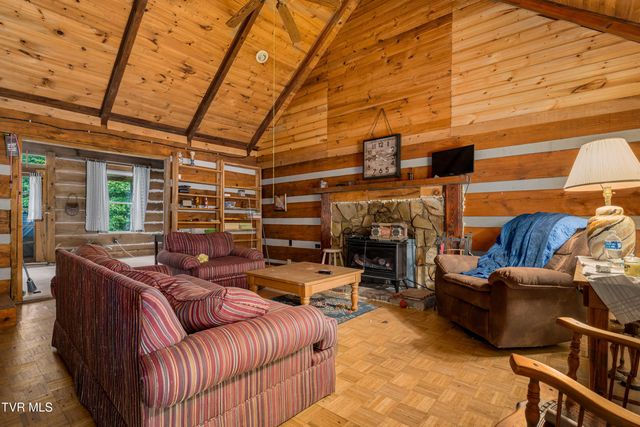 141 Barry Blevins Lane, Shady Valley, TN 37688