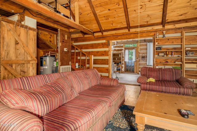 141 Barry Blevins Lane, Shady Valley, TN 37688