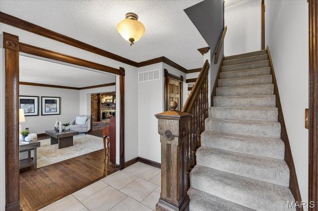 11068 Graeser Lane, St Louis, MO 63141