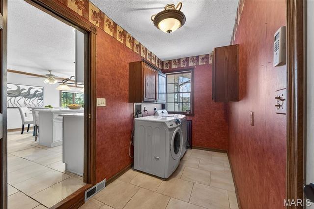 11068 Graeser Lane, St Louis, MO 63141