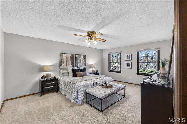 11068 Graeser Lane, St Louis, MO 63141