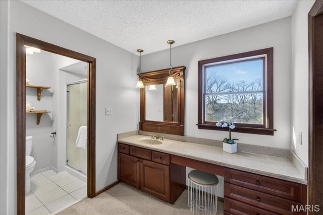 11068 Graeser Lane, St Louis, MO 63141