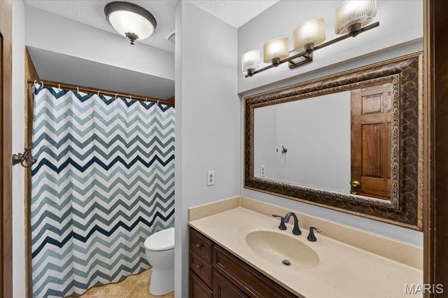 11068 Graeser Lane, St Louis, MO 63141