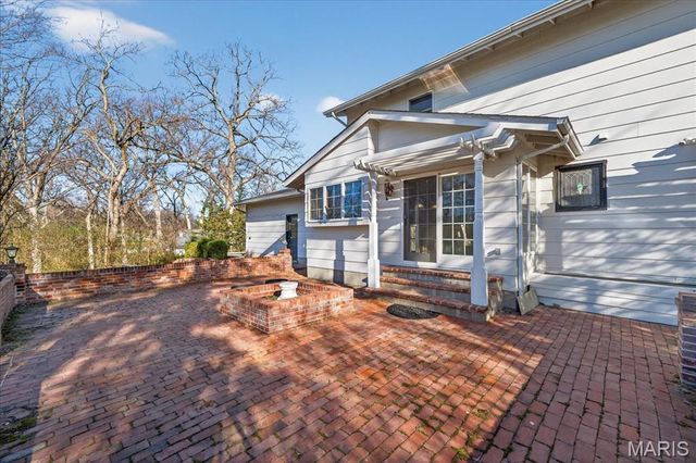 11068 Graeser Lane, St Louis, MO 63141