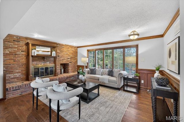 11068 Graeser Lane, St Louis, MO 63141