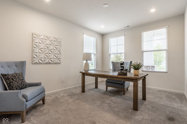 5279 Noble Crossing Parkway W, Noblesville, IN 46062