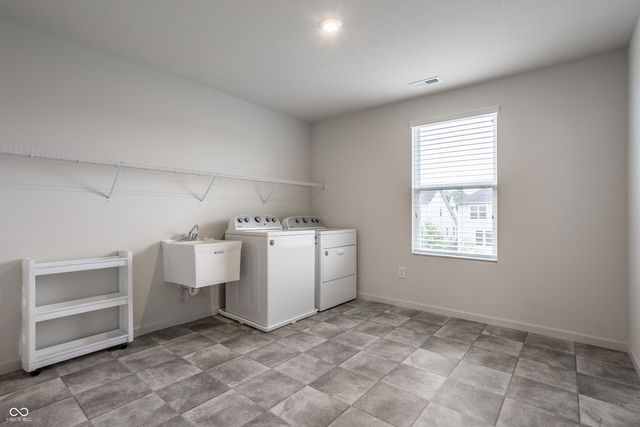 5279 Noble Crossing Parkway W, Noblesville, IN 46062