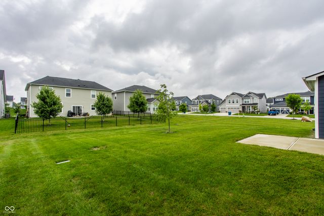 5279 Noble Crossing Parkway W, Noblesville, IN 46062