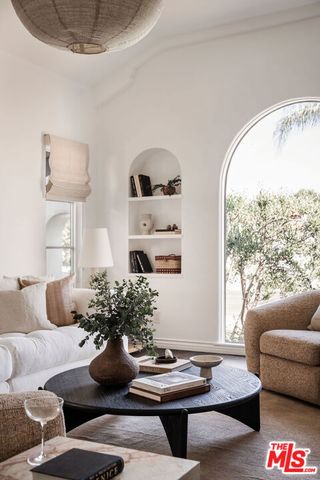 1757 S Ogden Drive, Los Angeles, CA 90019