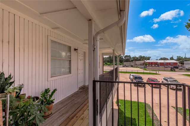600 Palm Street 8, Huntsville, TX 77340