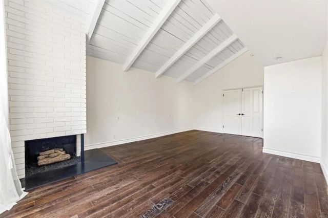 1060 Chantilly Road, Los Angeles, CA 90077