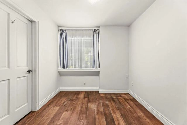 1060 Chantilly Road, Los Angeles, CA 90077