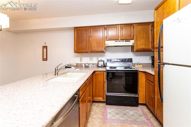 1641 Maitland Court, Colorado Springs, CO 80919