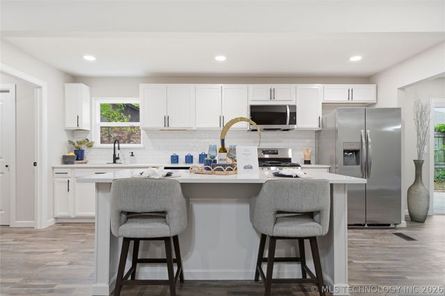 912 E Teresa Avenue, Sapulpa, OK 74066