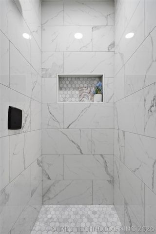 912 E Teresa Avenue, Sapulpa, OK 74066