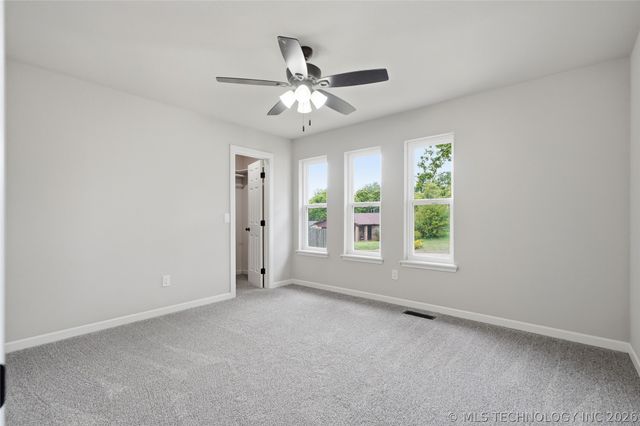 912 E Teresa Avenue, Sapulpa, OK 74066