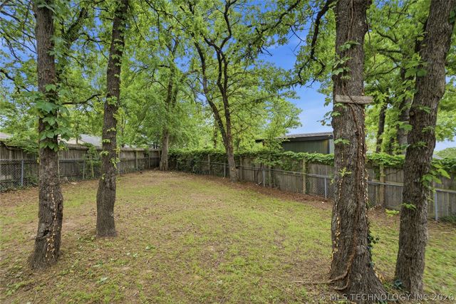 912 E Teresa Avenue, Sapulpa, OK 74066