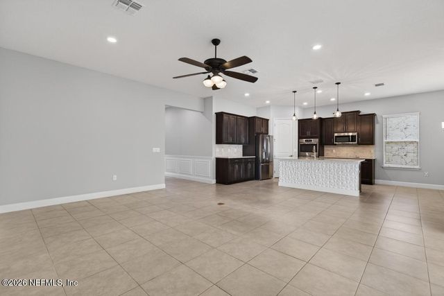 8519 MABEL Drive, Jacksonville, FL 32256