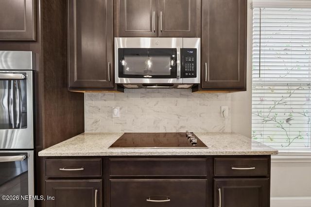 8519 MABEL Drive, Jacksonville, FL 32256