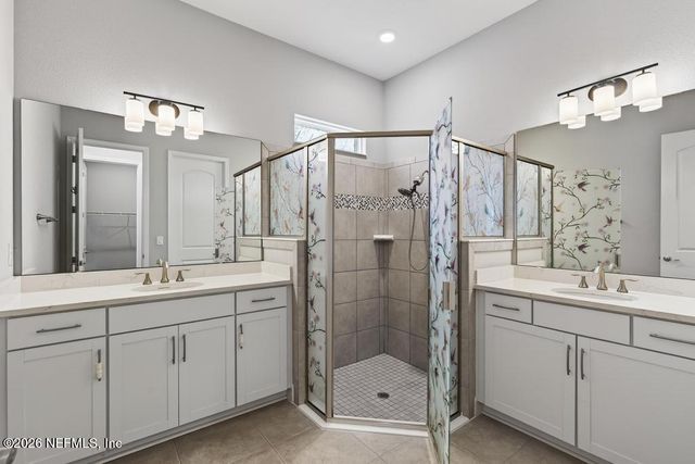 8519 MABEL Drive, Jacksonville, FL 32256