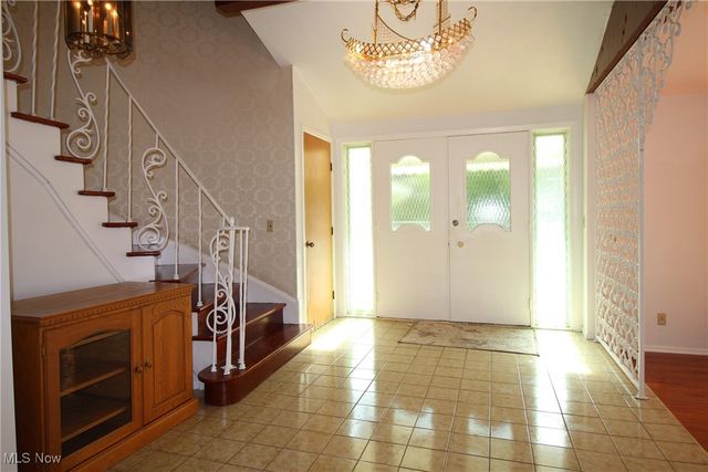 6963 Anthony Lane, Parma Heights, OH 44130