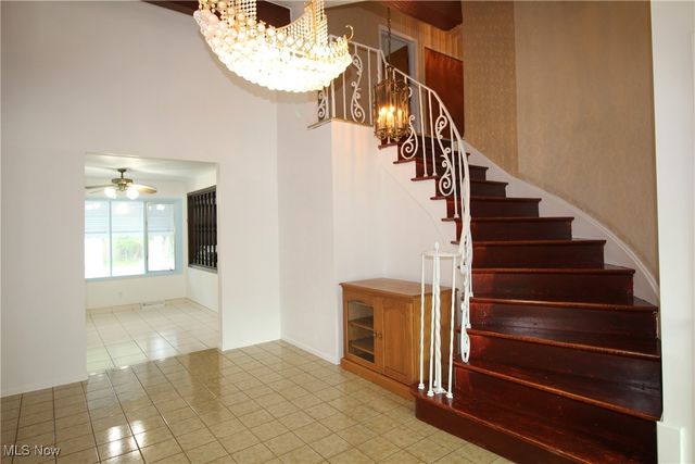 6963 Anthony Lane, Parma Heights, OH 44130