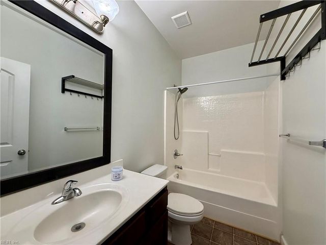 1200 Camden PL, Chesapeake, VA 23320