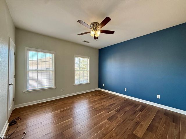 1200 Camden PL, Chesapeake, VA 23320