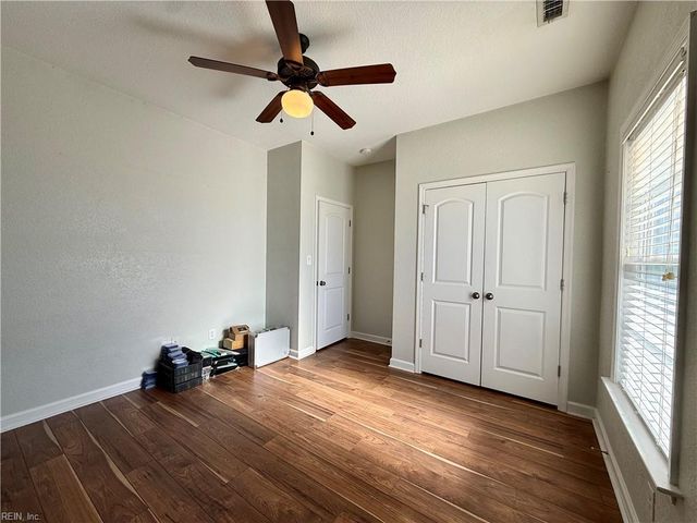 1200 Camden PL, Chesapeake, VA 23320