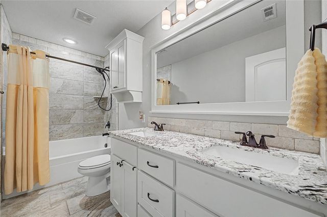 1220 Brandon Way, Bentonville, AR 72713