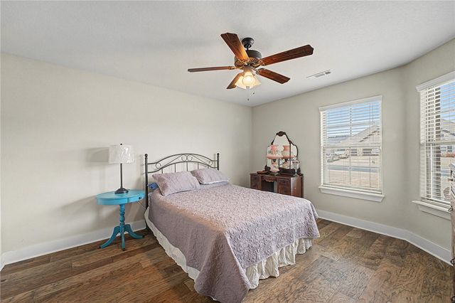 1220 Brandon Way, Bentonville, AR 72713