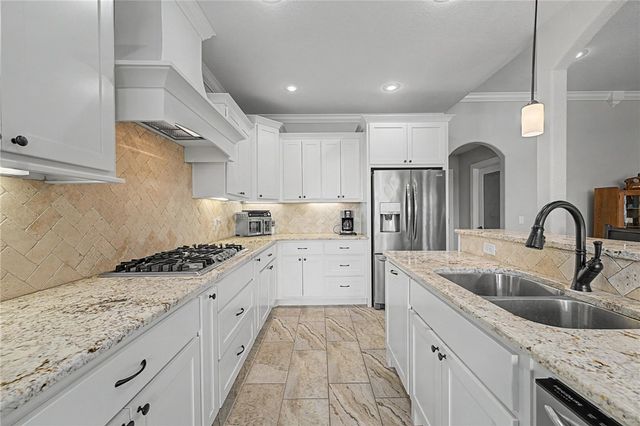 1220 Brandon Way, Bentonville, AR 72713