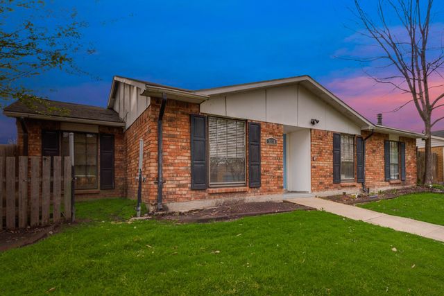 9230 Millwood Drive, Rowlett, TX 75088