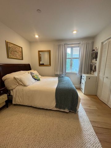 201 Pleasant 2, Marblehead, MA 01945