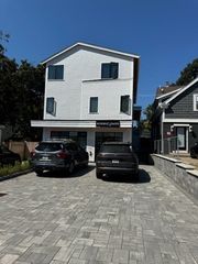 201 Pleasant 2, Marblehead, MA 01945