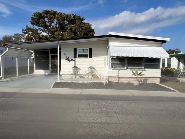 576 QUEEN PALM STREET, Largo, FL 33778