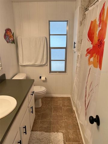 576 QUEEN PALM STREET, Largo, FL 33778