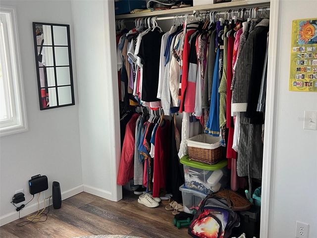 576 QUEEN PALM STREET, Largo, FL 33778