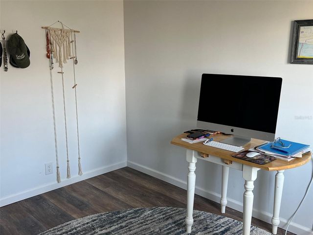 576 QUEEN PALM STREET, Largo, FL 33778