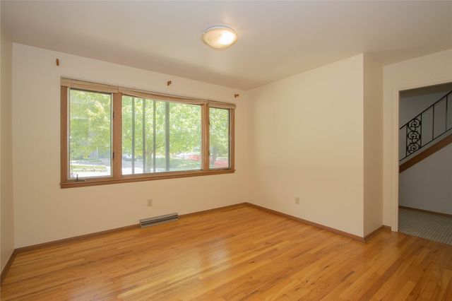 347 Koser Ave, Iowa City, IA 52246