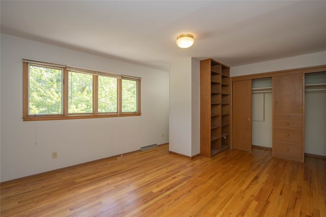 347 Koser Ave, Iowa City, IA 52246