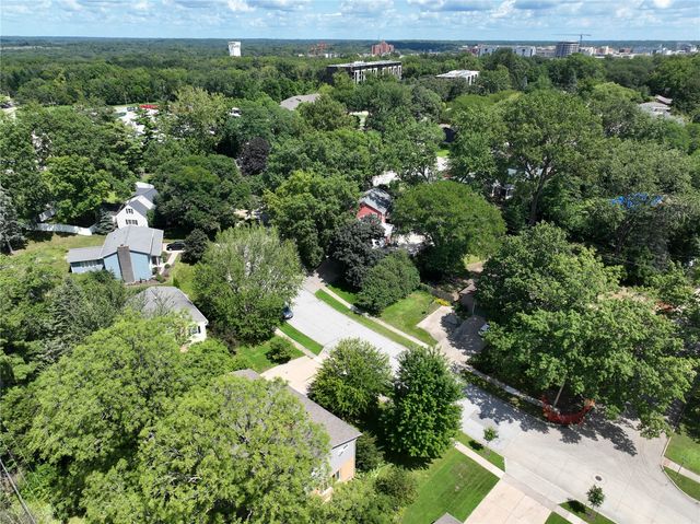 347 Koser Ave, Iowa City, IA 52246